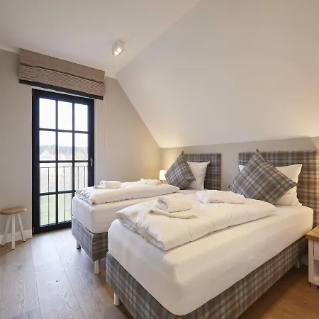 Nyaraló Reetland Am - Luxus Reetdachvilla Mit 3 Schlafzimmern, Sauna Und Kamin F12