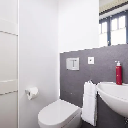 Prázdninový dům Reetland Am - Luxus Reetdachvilla Mit 3 Schlafzimmern, Sauna Und Kamin F12 *