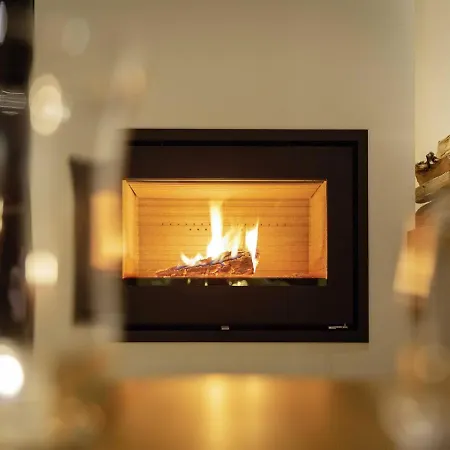 Prázdninový dům Reetland Am - Luxus Reetdachvilla Mit 3 Schlafzimmern, Sauna Und Kamin F12